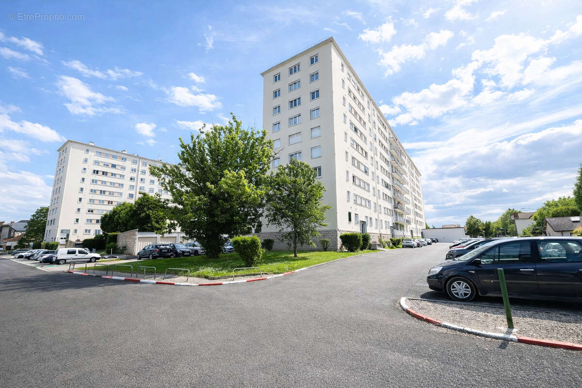 Appartement à SAINT-ANDRE-LES-VERGERS