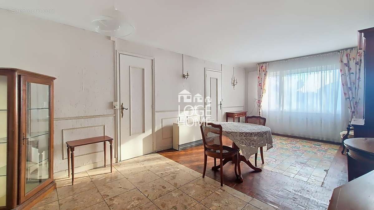 salle a manger - Maison à DOURGES