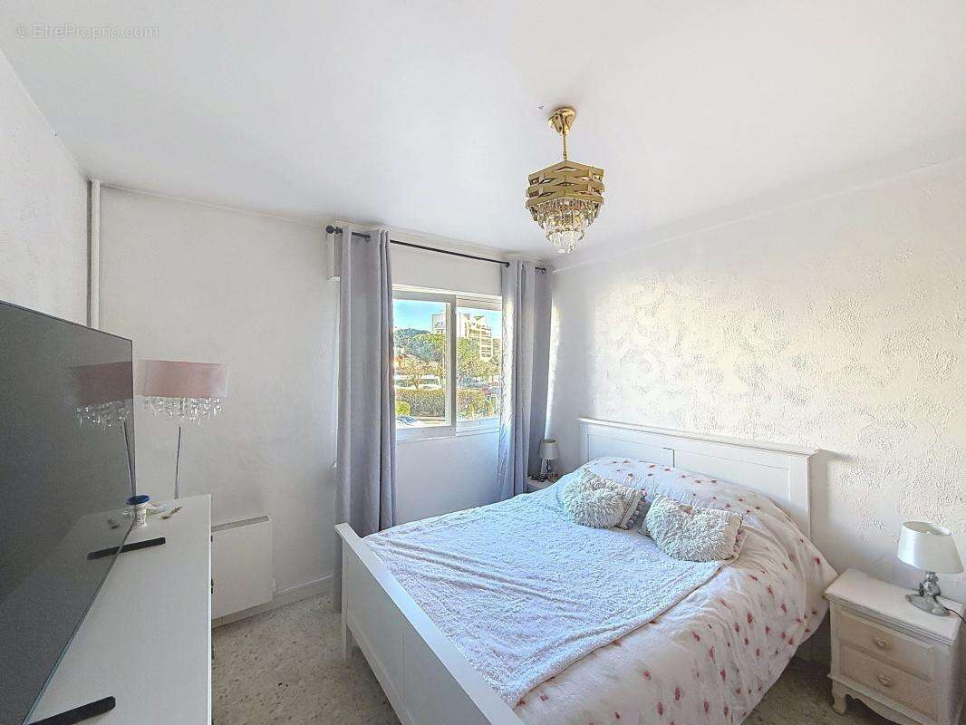 Appartement à LE CANNET