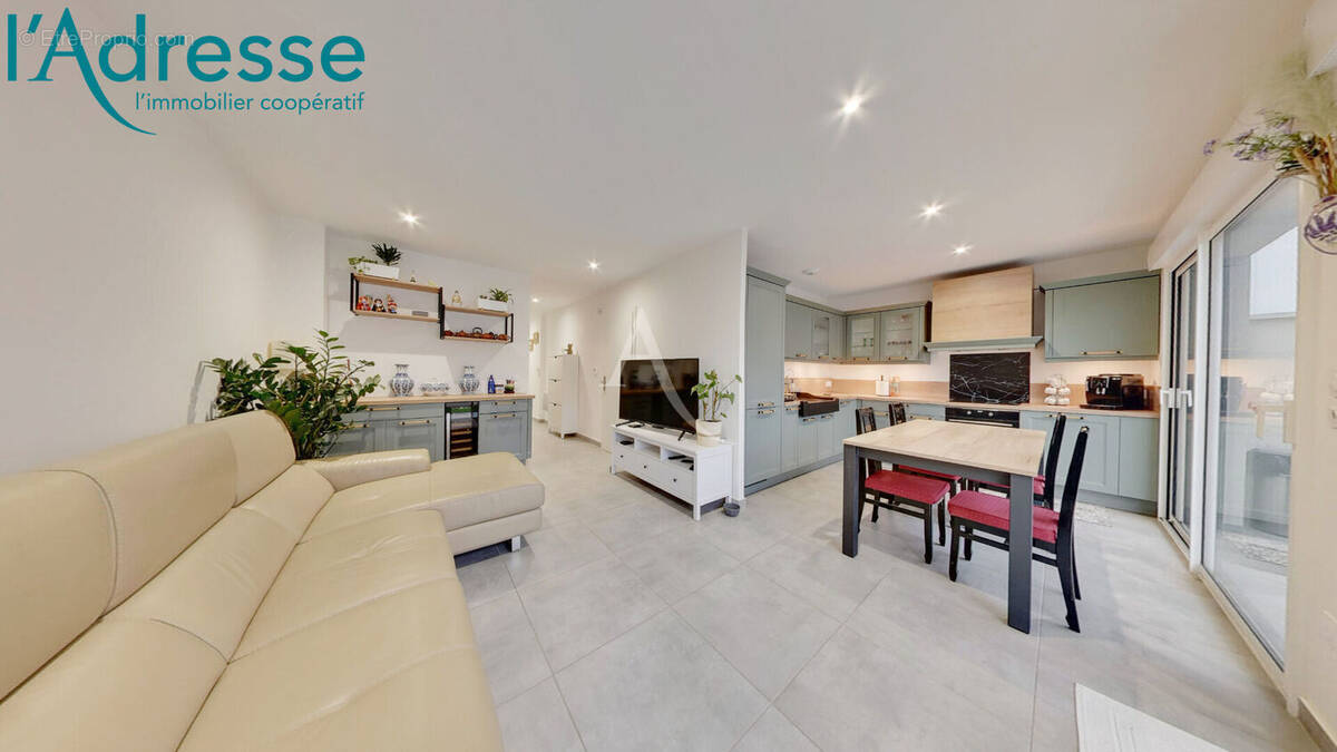 Maison à CHAMPS-SUR-MARNE