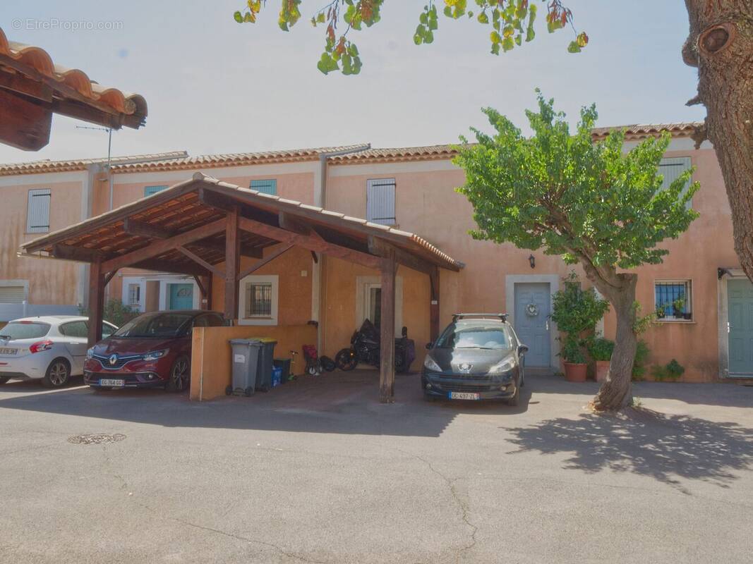 Maison à LUNEL