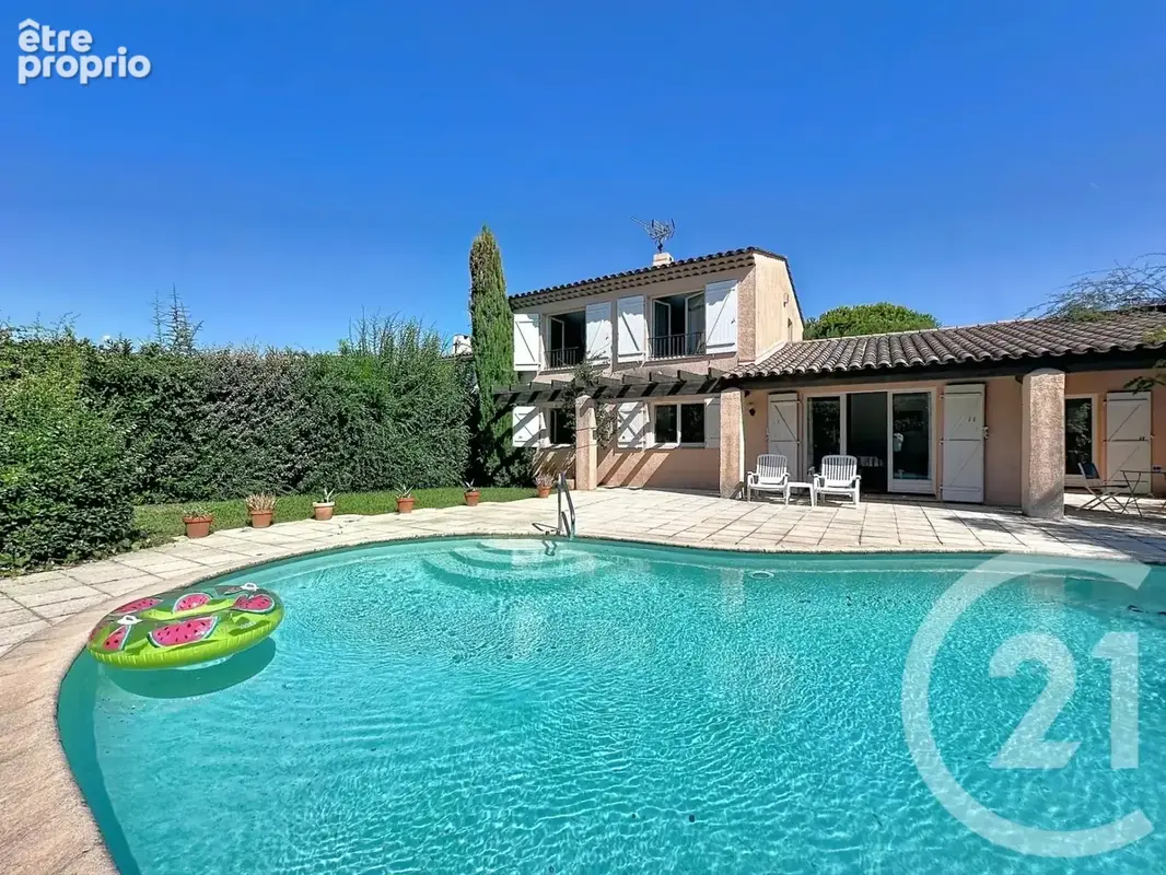 Maison à MOUGINS