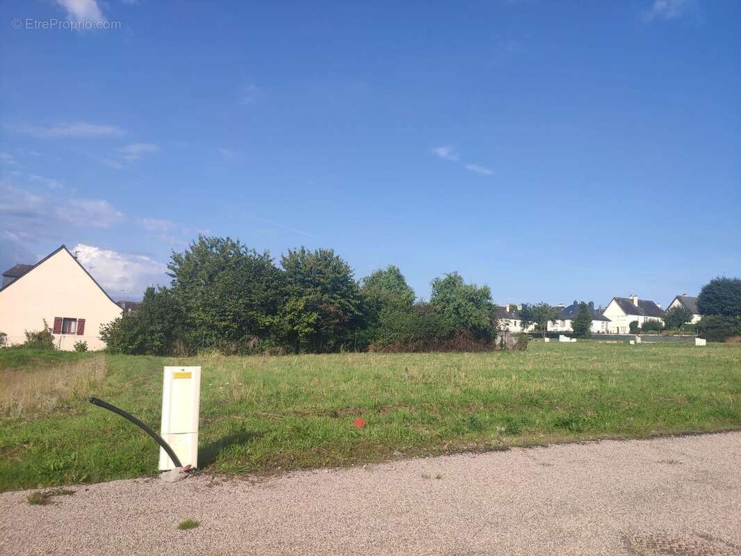 Terrain à bâtir de 589 m² à IFFENDIC (35) - photo 4