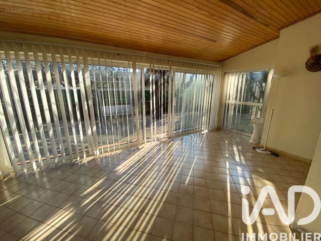 Photo 3 - Maison à JONQUIERES