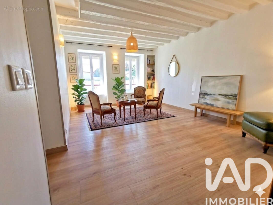 Photo 8 - Maison à VILLIERS-SUR-MORIN