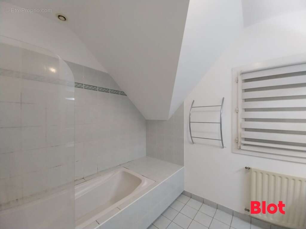 Maison à BAIN-DE-BRETAGNE