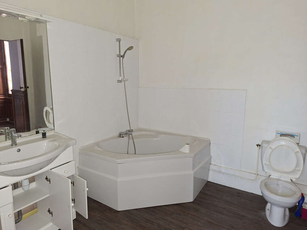 Appartement à MIRANDE