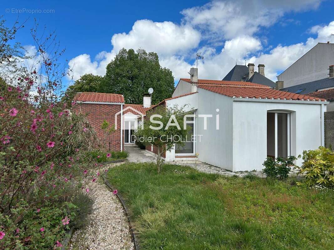 Photo 2 - Maison à CHALLANS