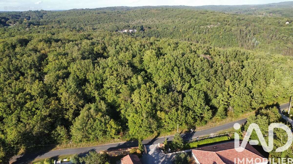Photo 2 - Terrain à PUY-L'EVEQUE