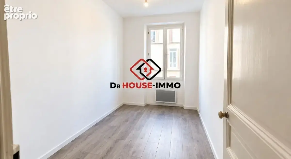 Appartement 3 pièces 60 m² à vendre à Toulon (83200) - photo 5