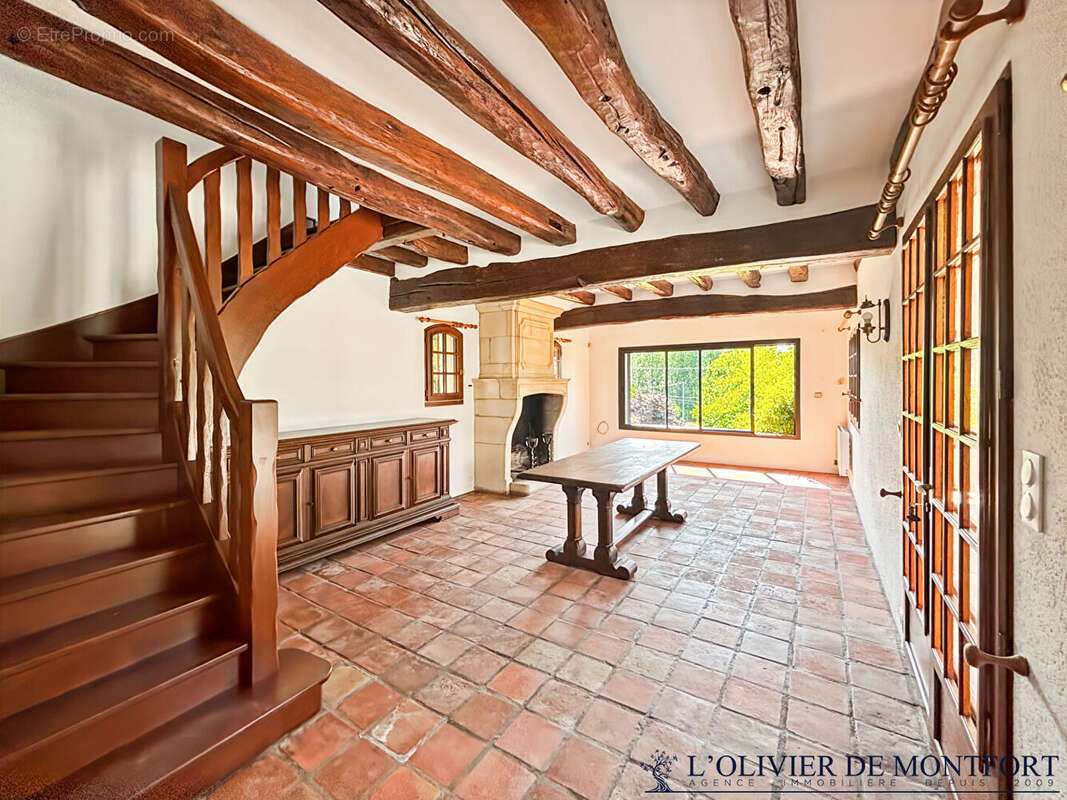 Propriete sur parc de plus d'1 hectare - photo 9