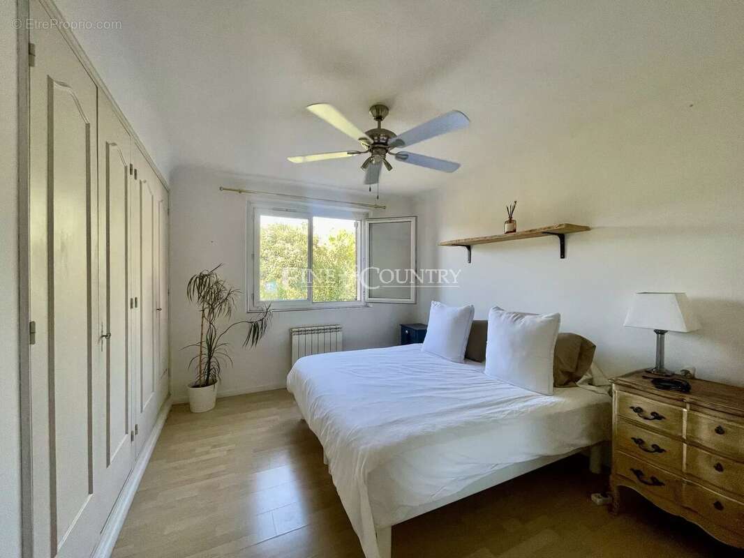 Appartement à LE ROURET