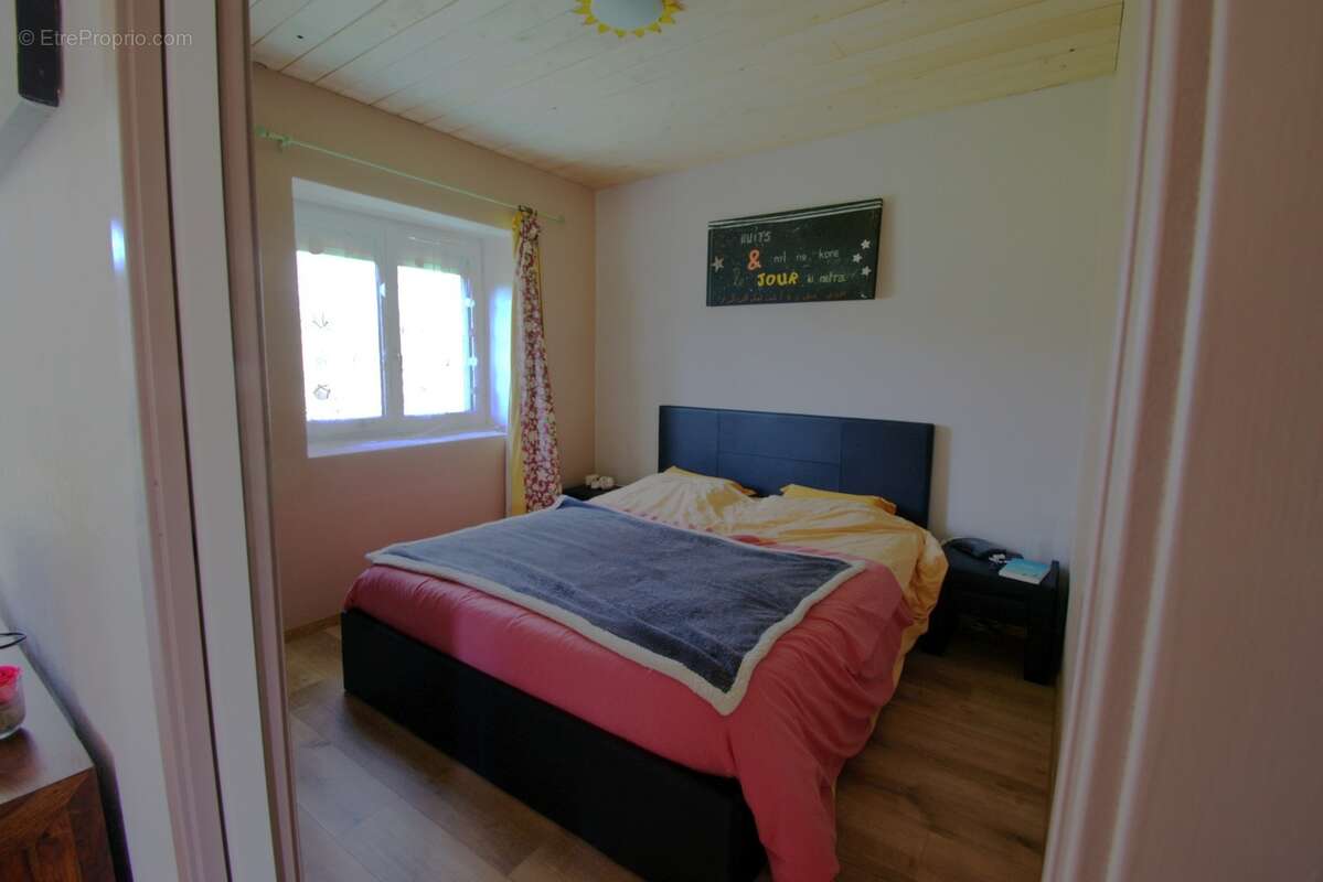SAINT GENIES (24), vente propriété 277 m2 sur 4 ha, gîtes en activité - photo 17
