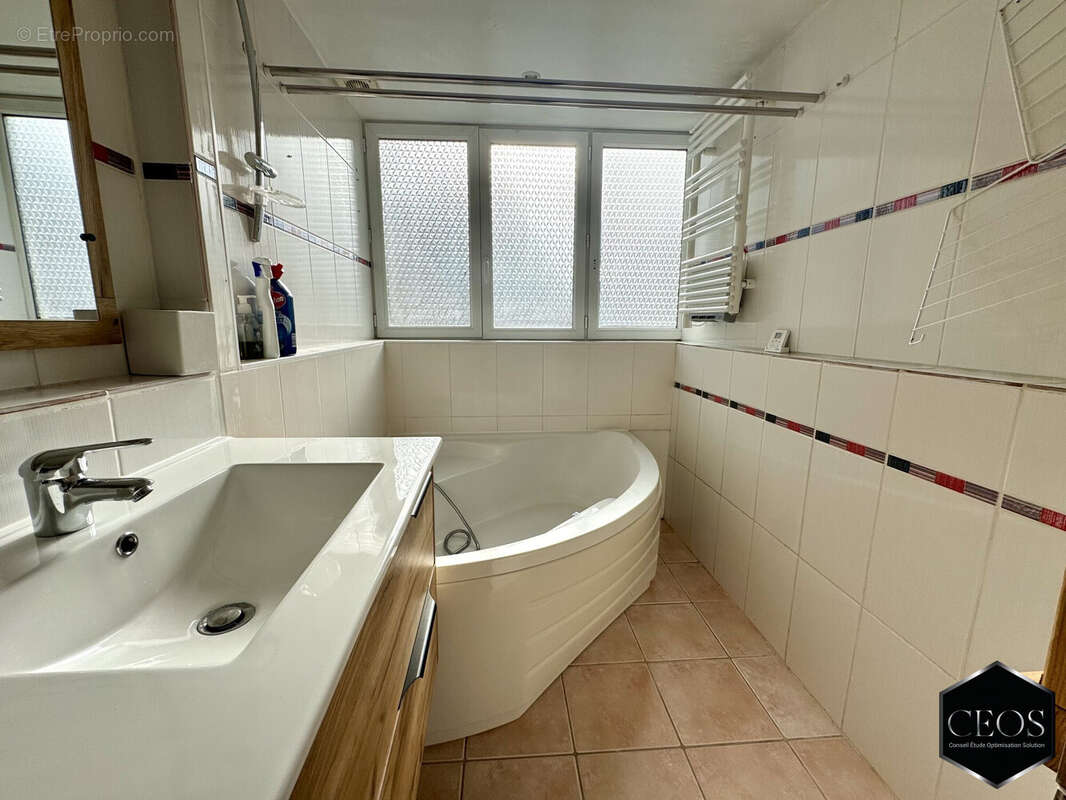 Maison à COUILLY-PONT-AUX-DAMES