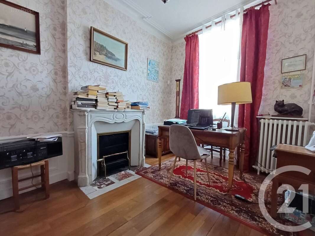 Maison à CLOYES-SUR-LE-LOIR