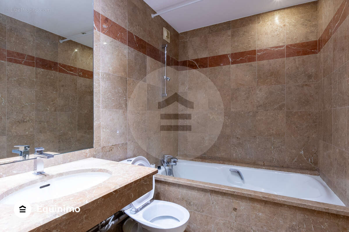 Appartement à LEVALLOIS-PERRET