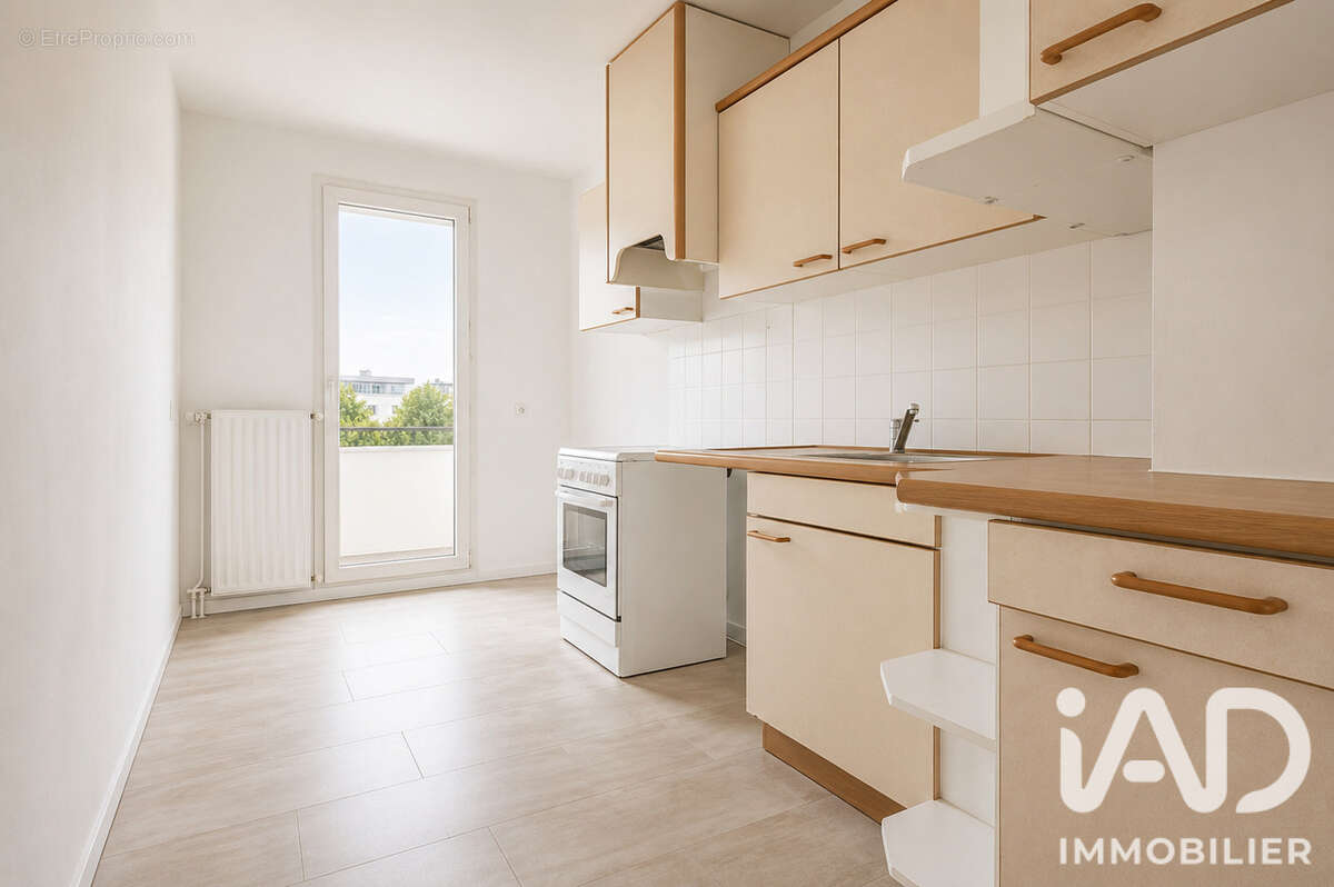 Appartement 65 m² à Angers  - photo 3