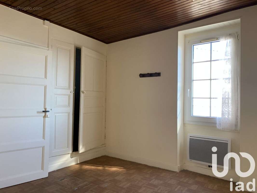 Photo 6 - Maison à VEYRE-MONTON