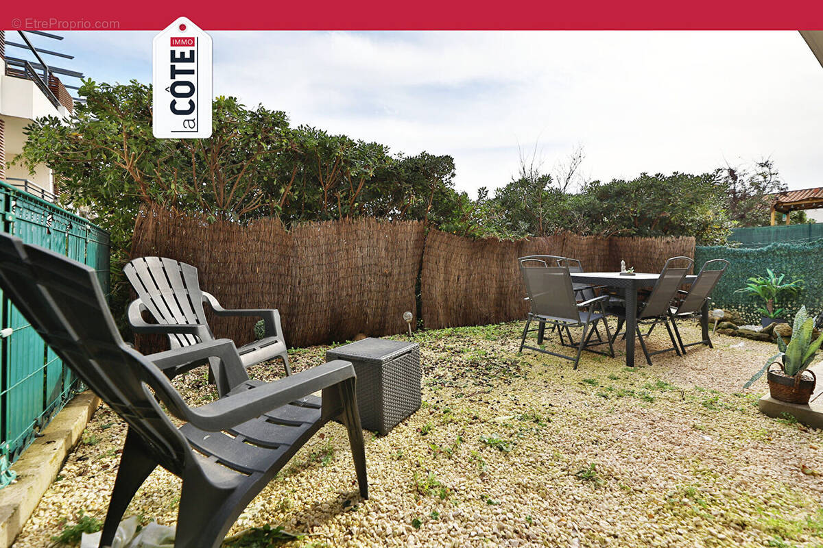 Appartement à CHATEAUNEUF-LES-MARTIGUES