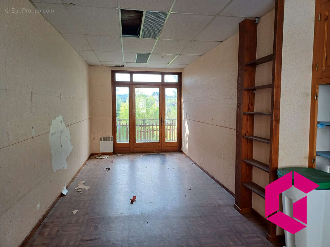 Combles - Appartement à LE CHAMBON-SUR-LIGNON