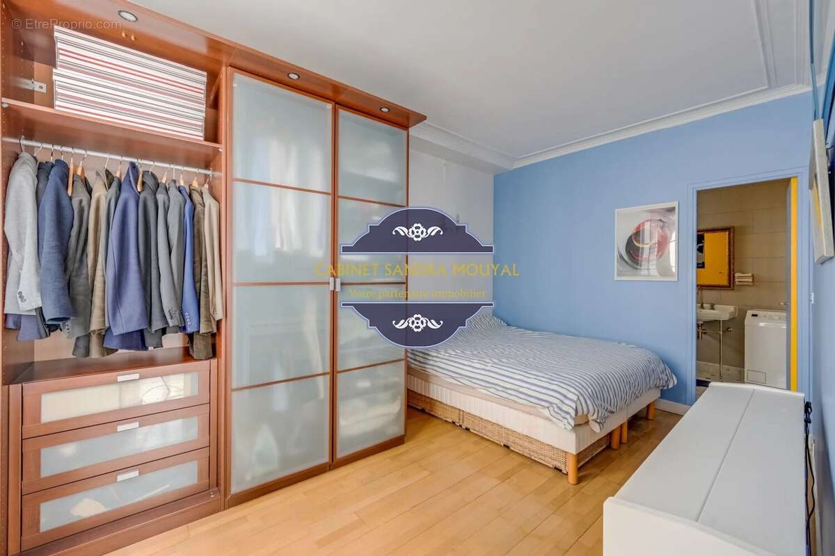 Appartement à PARIS-3E