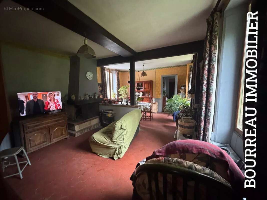Maison à ARCES-DILO