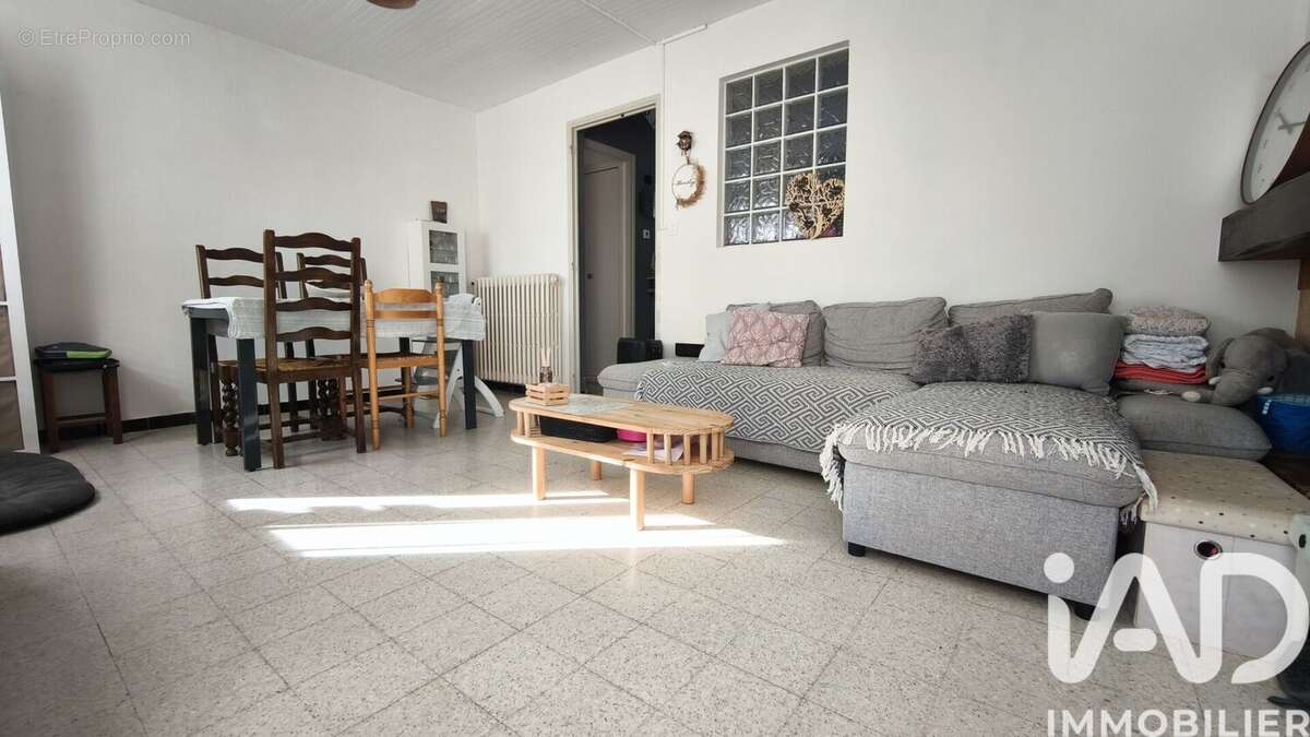 Photo 9 - Maison à PEZILLA-LA-RIVIERE