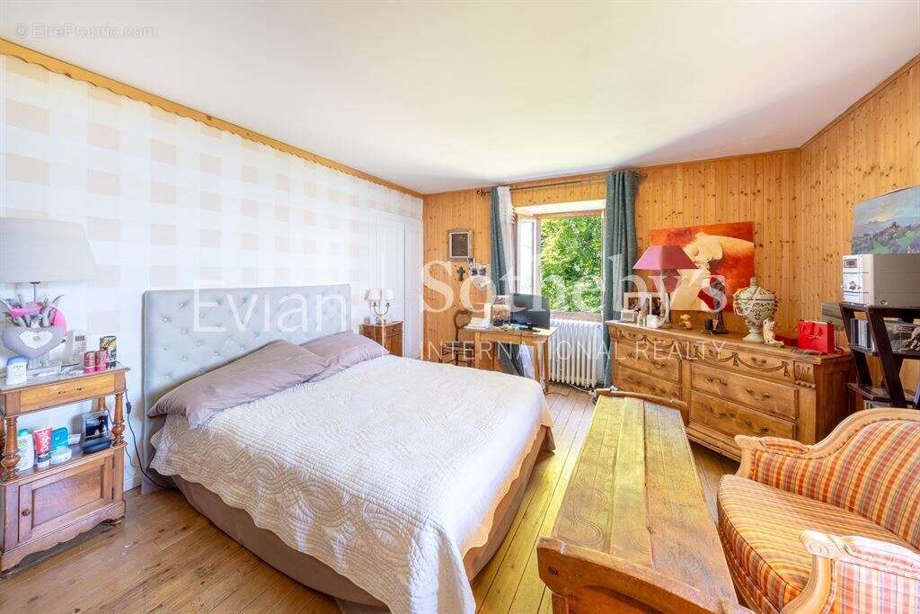 Maison à SAINT-PAUL-EN-CHABLAIS