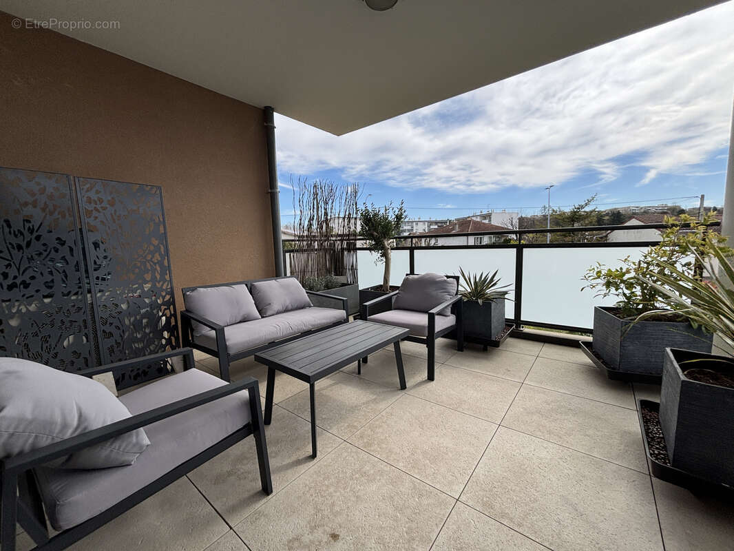 Appartement à BOURG-LES-VALENCE