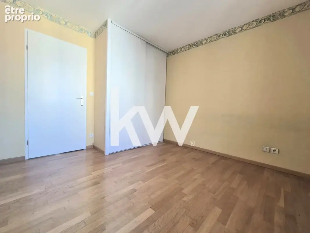 Appartement 4 pièces 85 m² à vendre à Saint-Etienne (42000) - photo 9