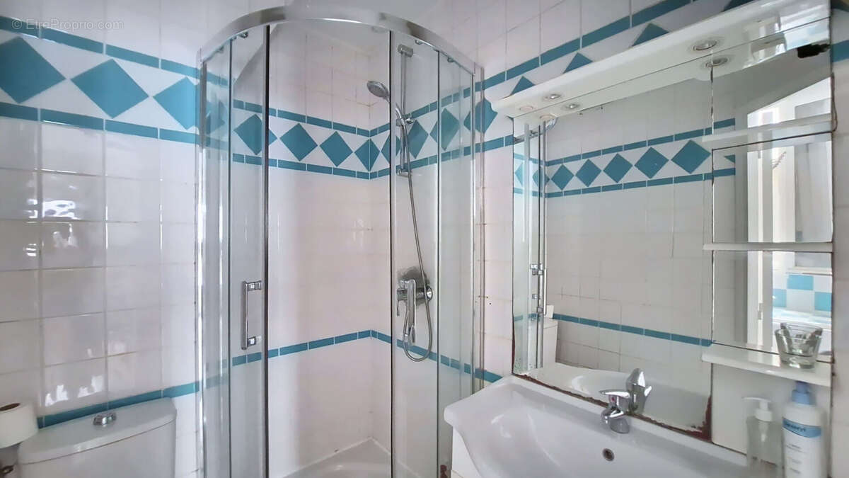 Appartement à PARIS-20E