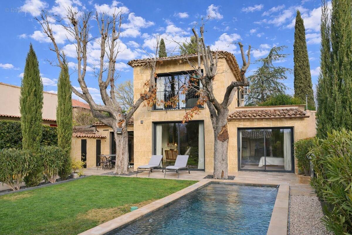 Maison à AIX-EN-PROVENCE