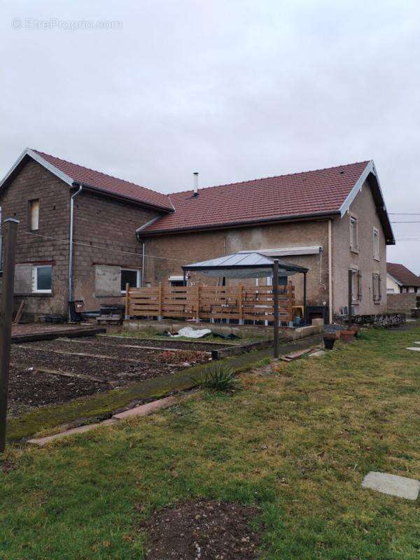 Maison à SAINT-BARTHELEMY