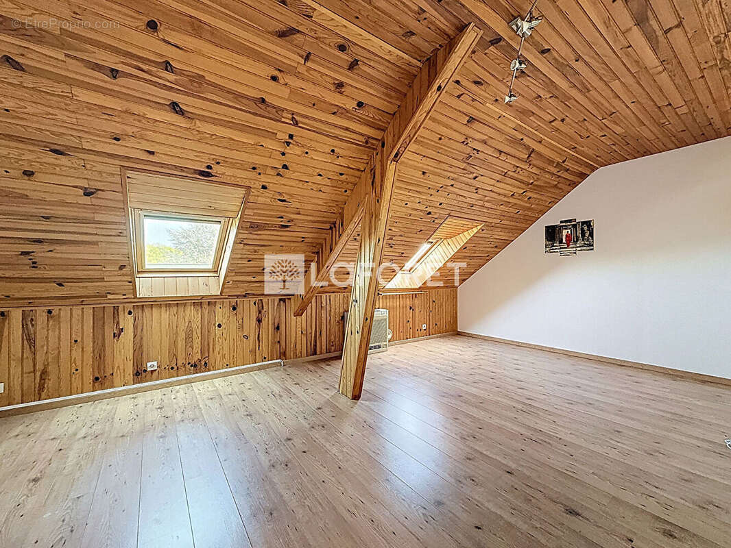 Maison Gennes Val De Loire 9 pièce(s) 185 m2 - photo 14