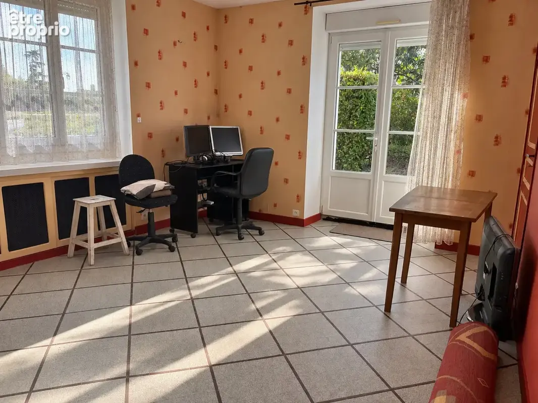 Belle propriété, ancien prieuré, au cœur de Restigné - photo 8