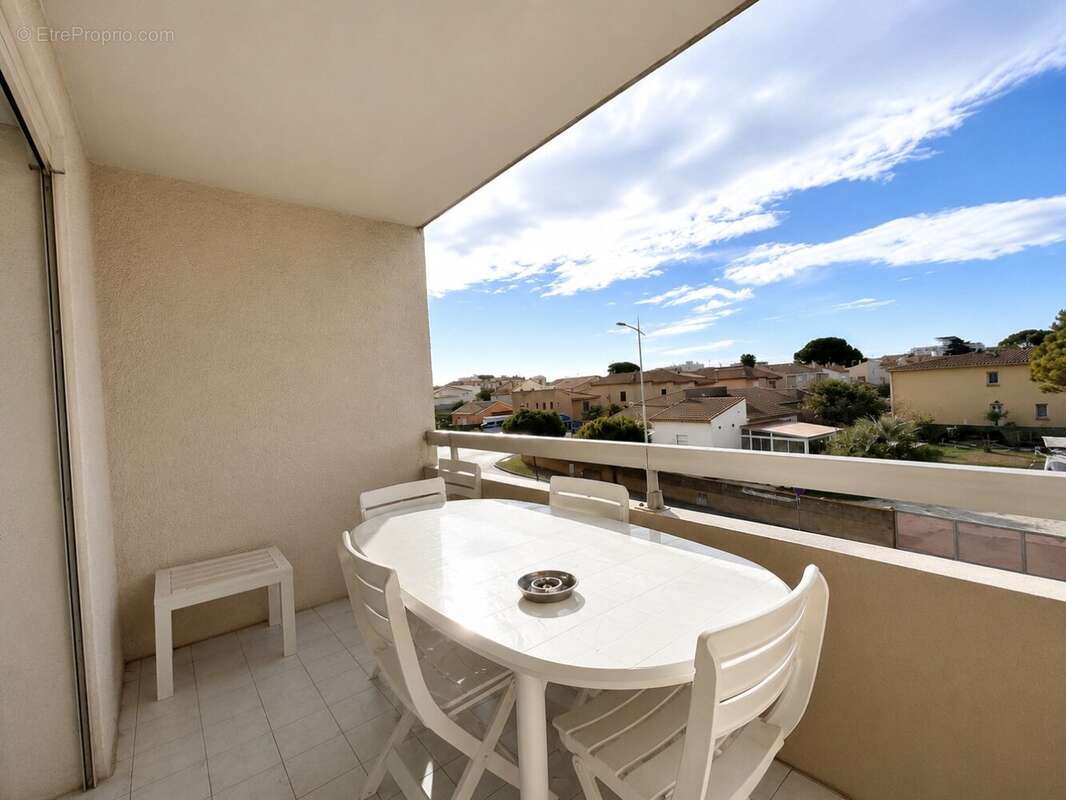 Valras-Plage  Appartement T3 avec loggia à 5 minutes des plages - photo 4