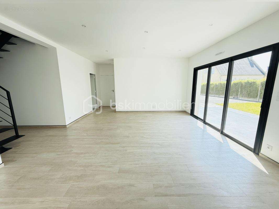 Maison à LA MEZIERE