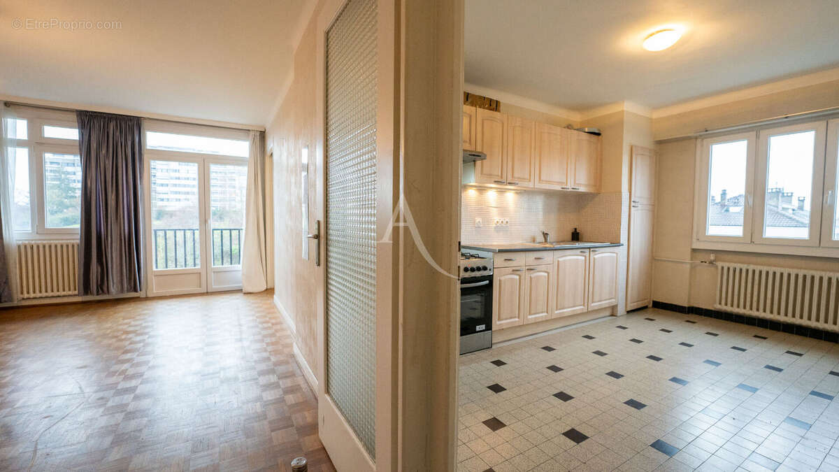 Appartement à SAINT-JULIEN-EN-GENEVOIS