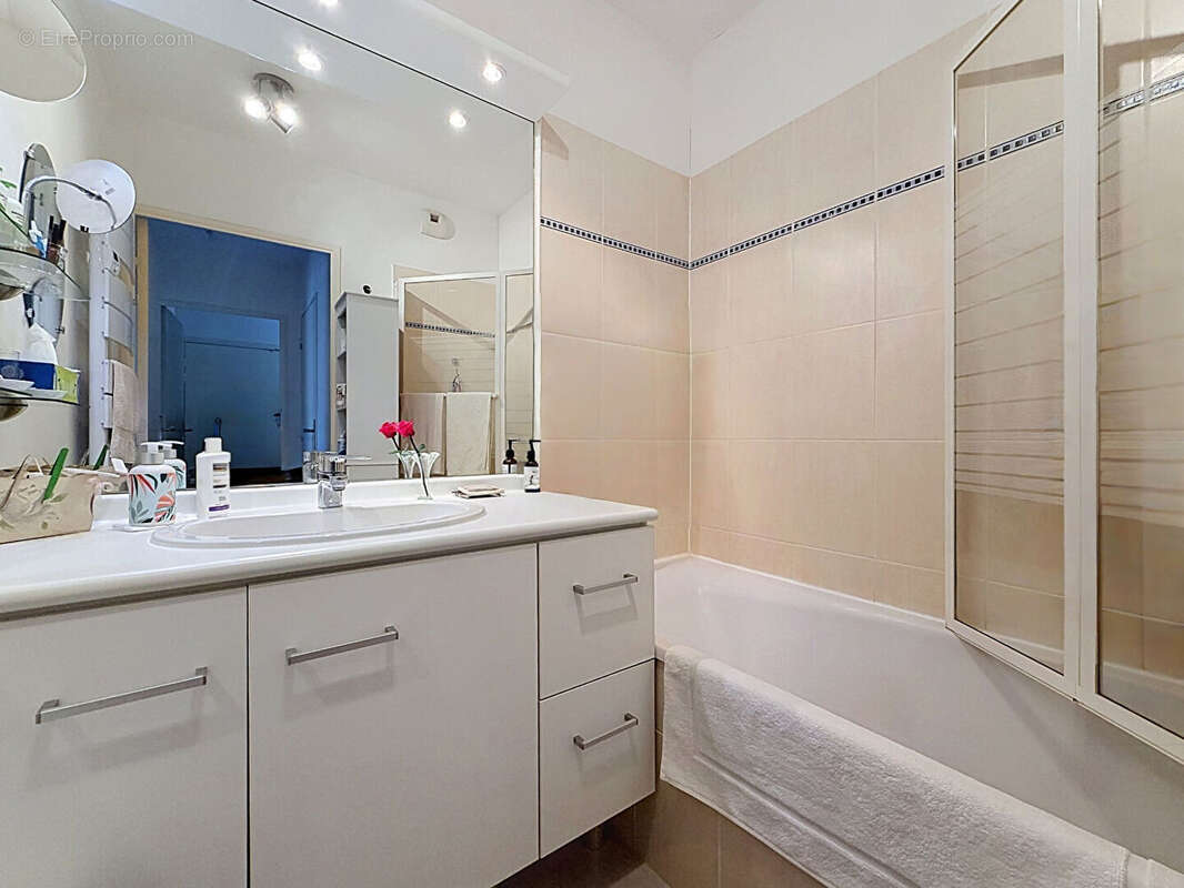 Appartement 62m² à marseille 10e arrondissement - photo 16