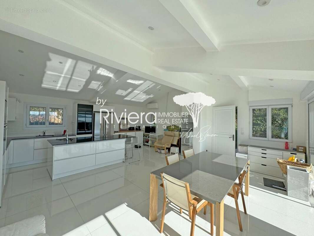 Maison à LA CROIX-VALMER