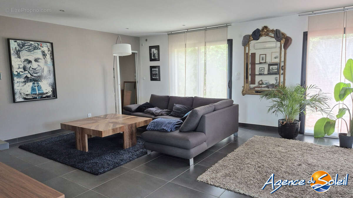 Maison à VILLENEUVE-DE-LA-RAHO