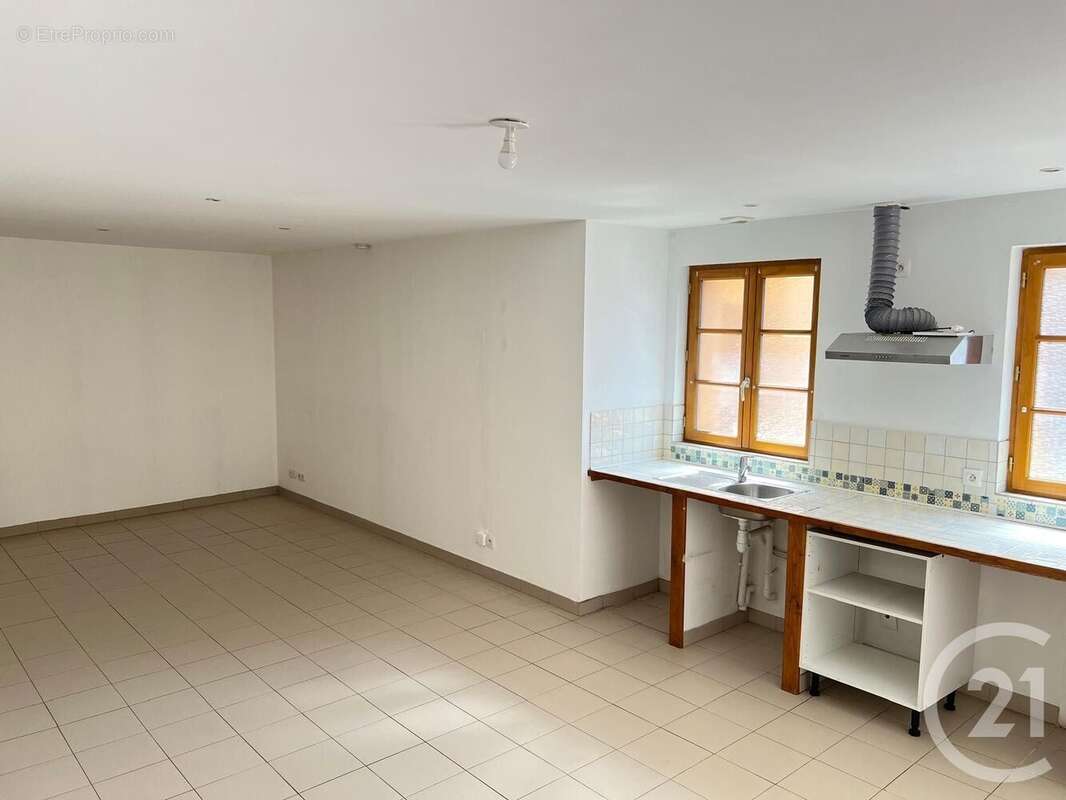 Appartement à HOUDAN