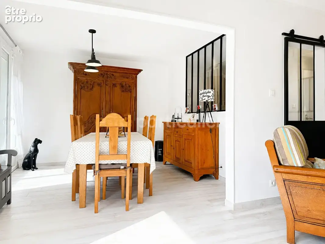 SAINT-LÔ - Maison 124 m², 4 chambres, sans travaux, terrasses et garage - photo 8
