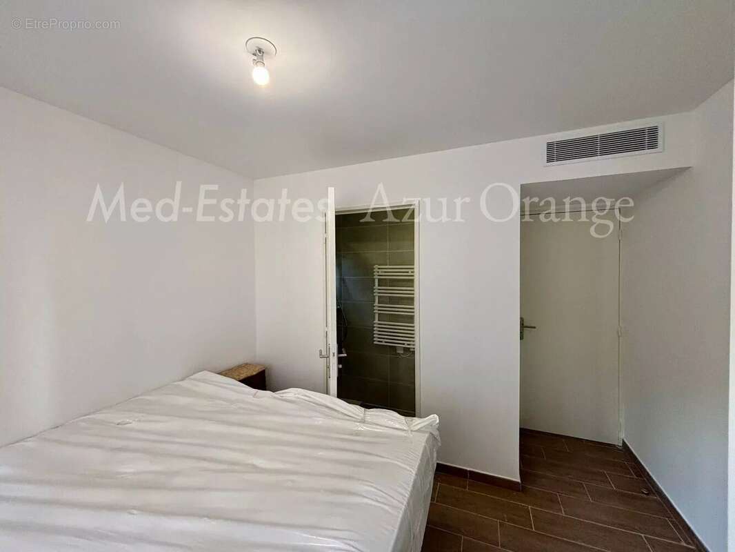 Appartement à GRIMAUD