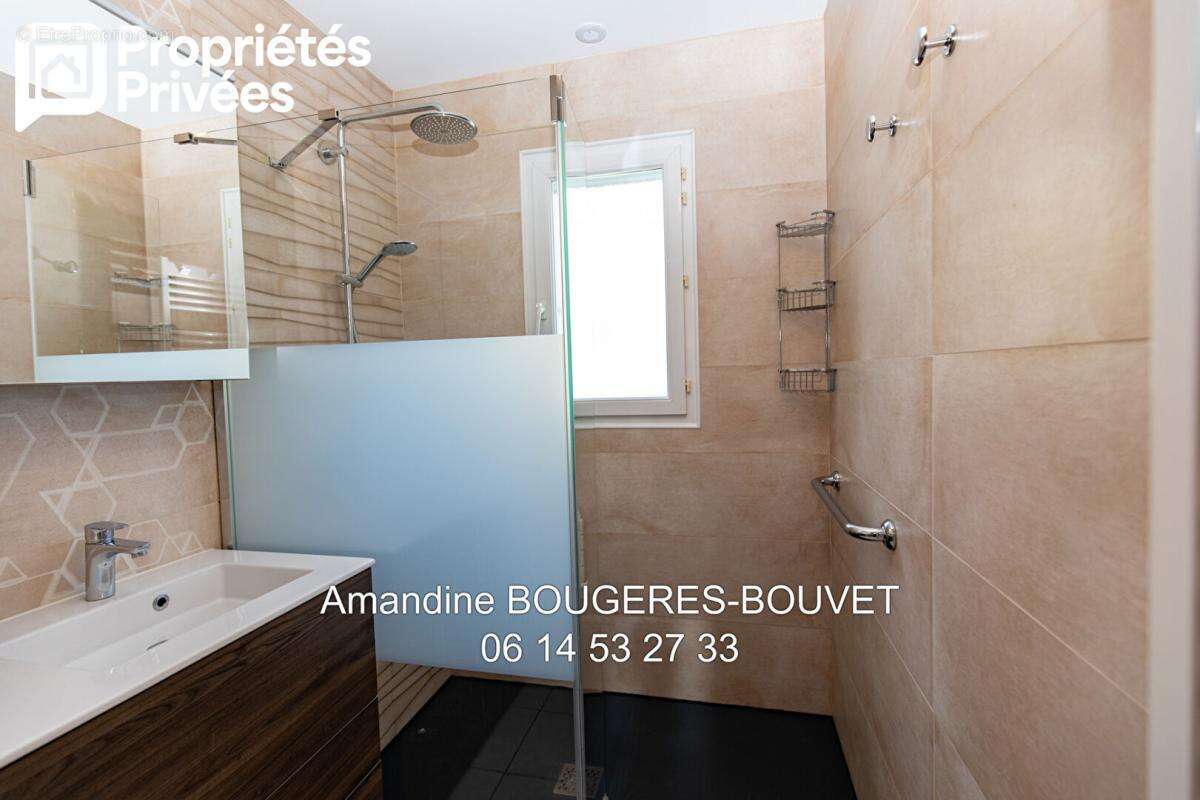 35500 vitré- 5 chambres- 319 500 euros hai- proches commerces a pied- grand garage- panneaux solaire couvrant la consommation an - photo 8