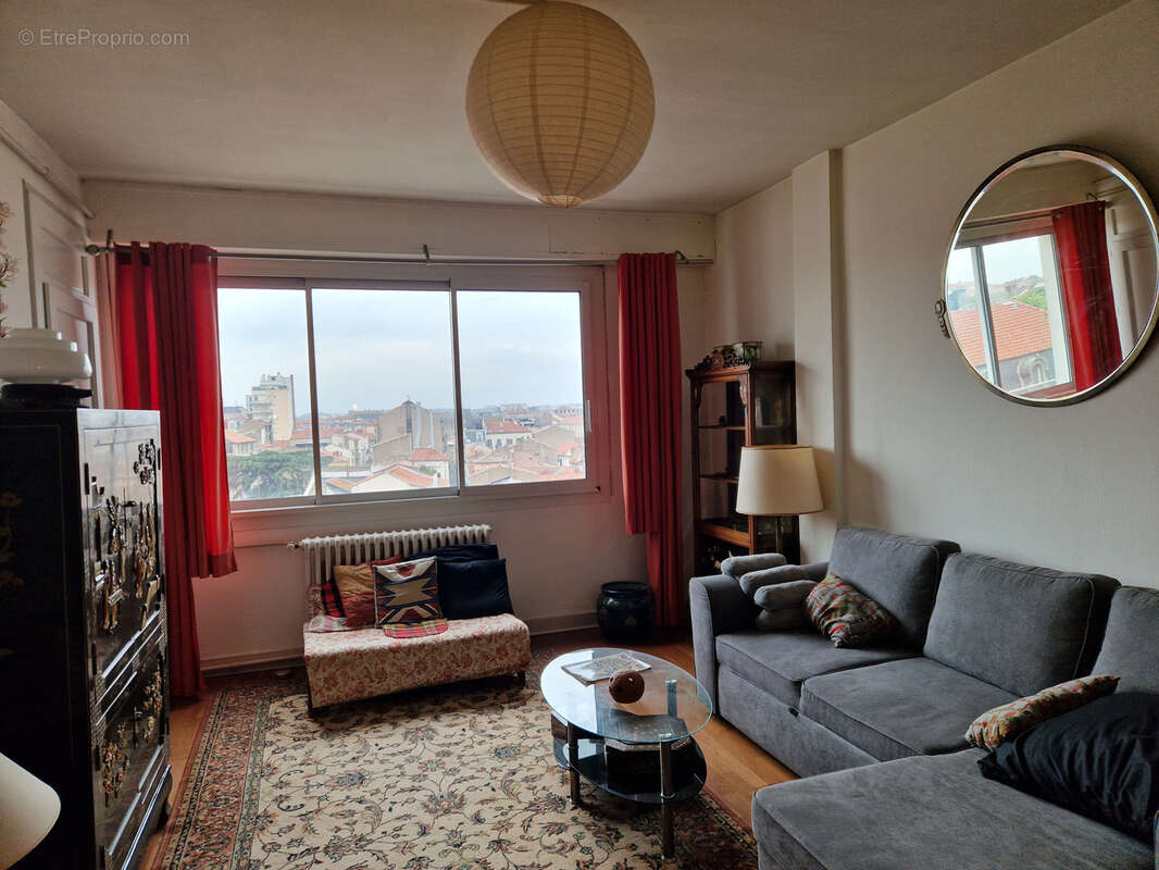 Appartement à BEZIERS