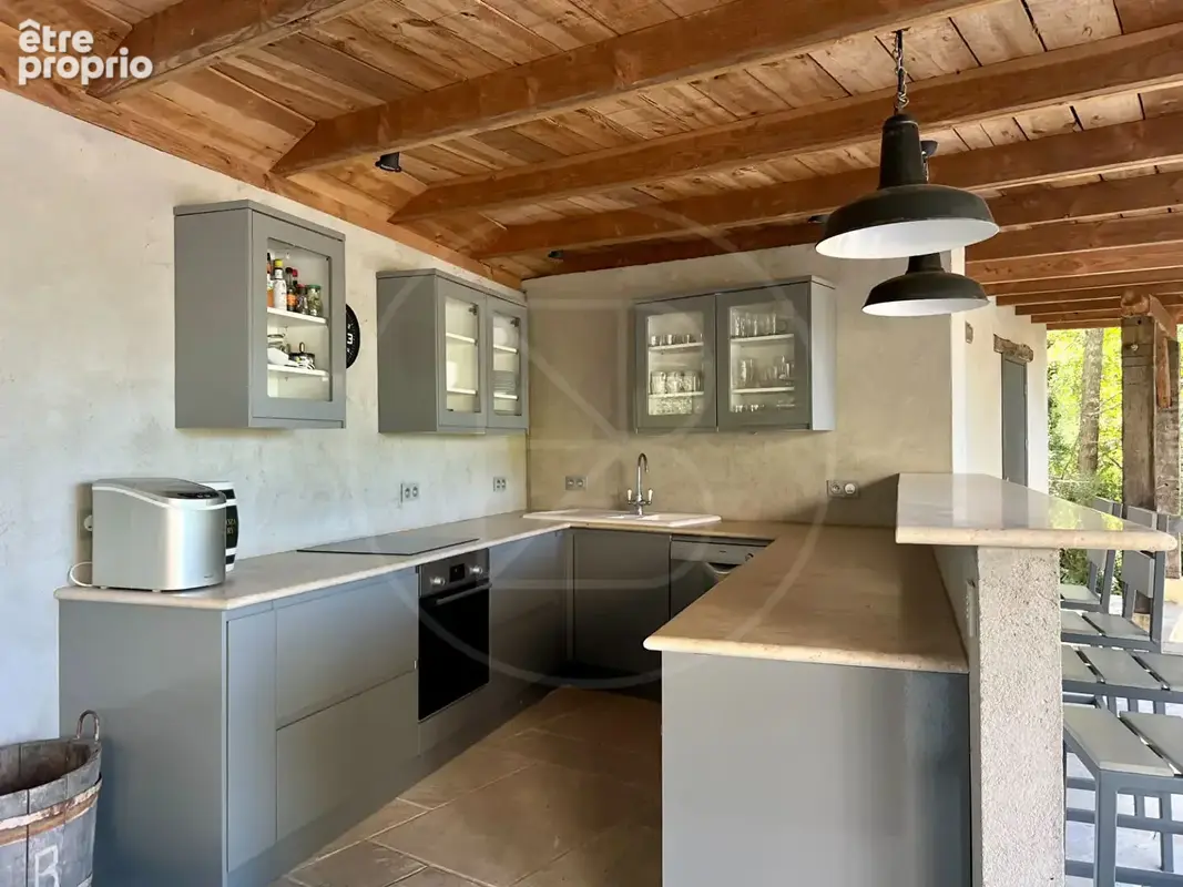 Maison en pierre rénovée avec annexe, piscine et étang privé - photo 15