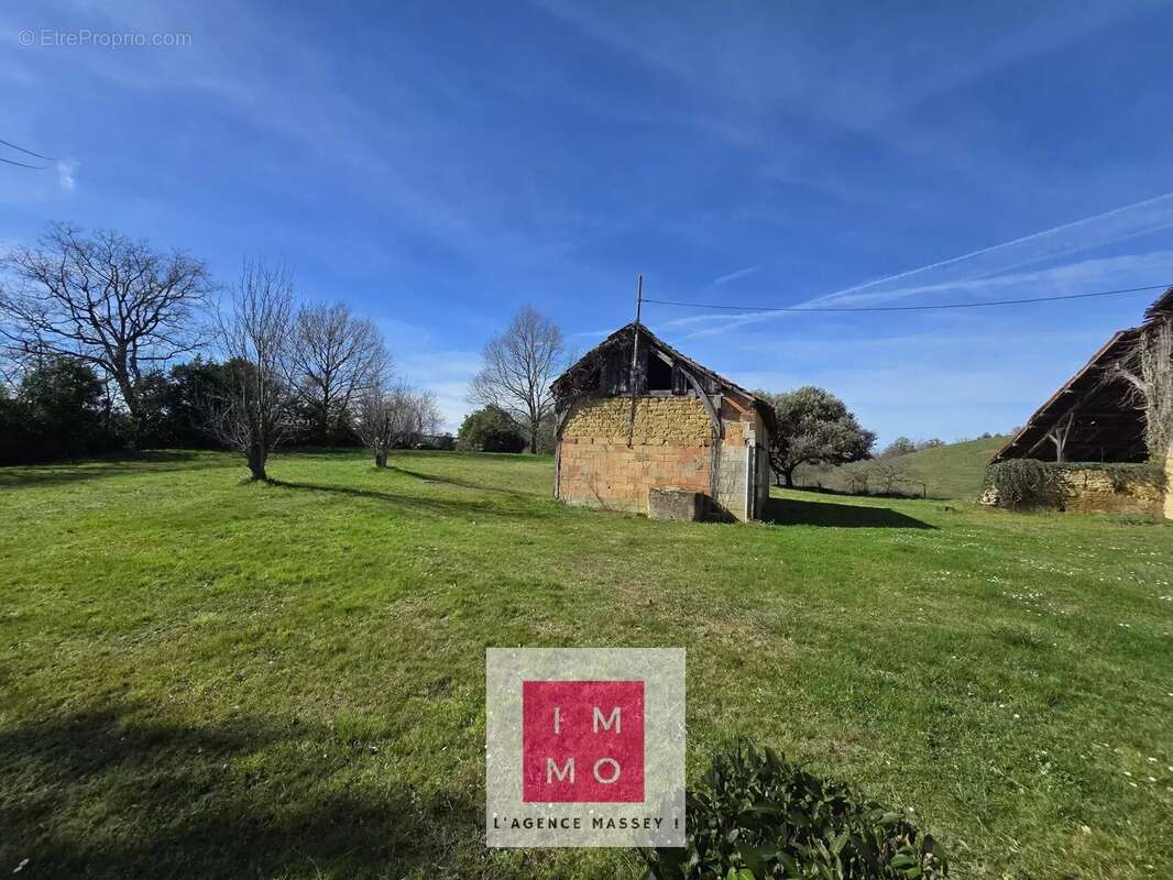 Maison à TRIE-SUR-BAISE