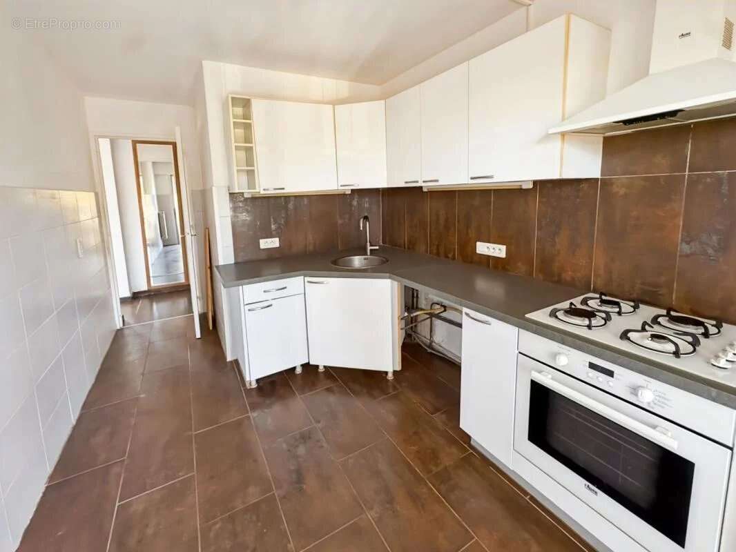 Appartement à MANDELIEU-LA-NAPOULE
