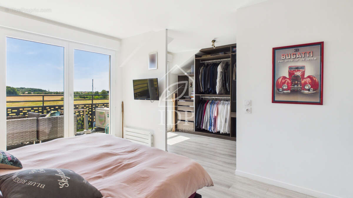 Appartement à SAINT-PIERRE-DU-PERRAY